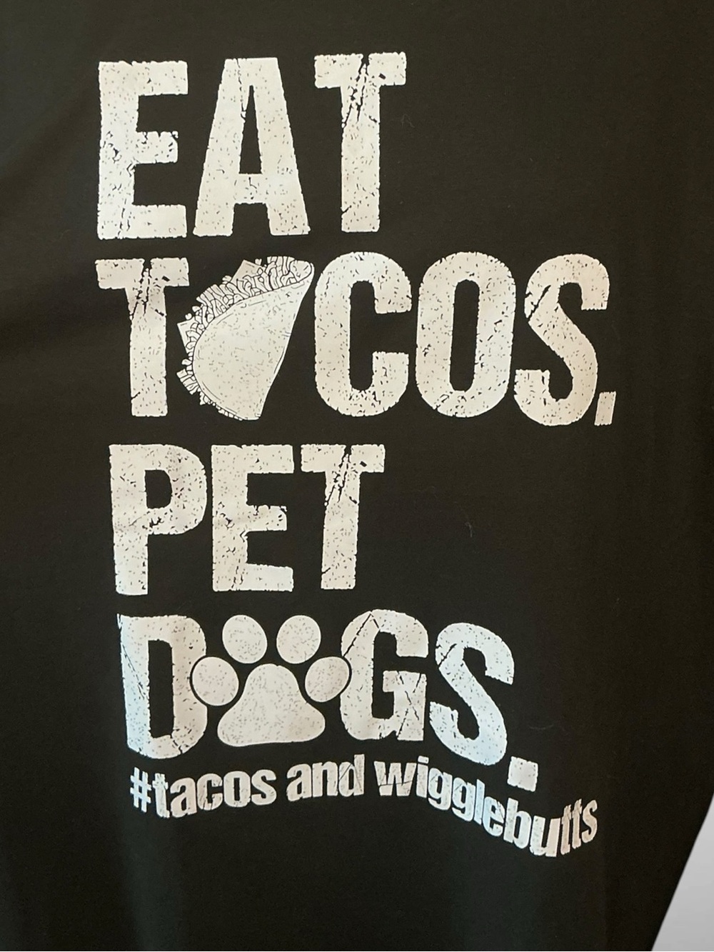 Eat Tacos Pet Dogs Graphic T-Shirt Womenโs XL Black Novelty Tee